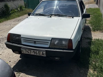 Авто ВАЗ 21099 1992 № 8967674