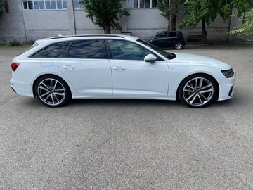 Авто Audi A6 2021 № 8967683