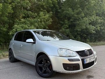 Авто Volkswagen Golf 2004 № 8967700