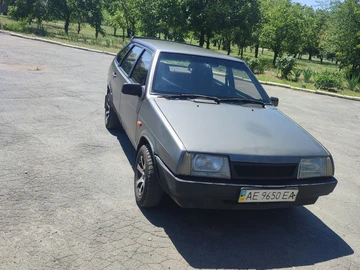 Авто ВАЗ 2109 1988 № 8967764