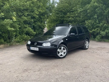 Авто Volkswagen Golf 2002 № 8967792