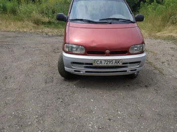 Авто Nissan Serena 2000 № 8967842