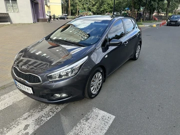 Авто KIA Cee X27 D 2012 № 8967845