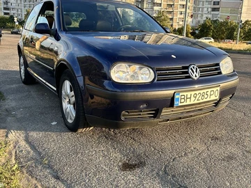 Авто Volkswagen Golf 2002 № 8967979