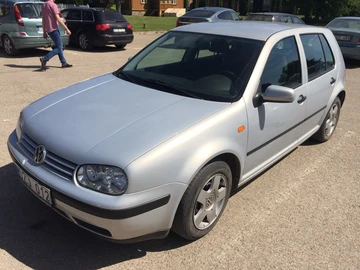 Авто Volkswagen Golf 1999 № 8967993