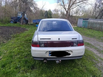 Авто ВАЗ 2110 2002 № 8968002