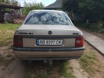 Авто Opel Vectra 1991 № 8968012