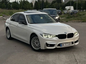 Авто BMW 3 Серия 2016 № 8968142