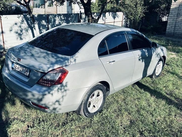 Авто Geely Emgrand 2013 № 8968233