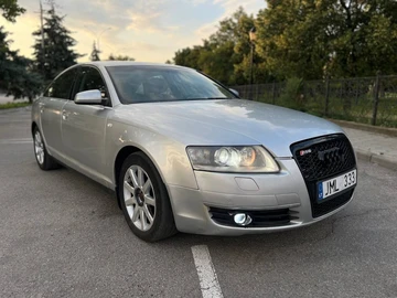 Авто Audi Quattro 2006 № 8968246