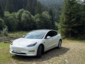 Авто Tesla Model 3 2021 № 8968317