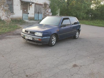 Авто Volkswagen Golf 1993 № 8968398