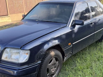 Авто Mercedes W124 1995 № 8968399