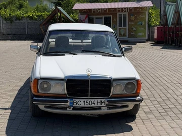 Авто Mercedes E Серия 1978 № 8968497