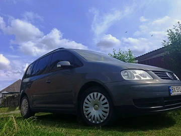 Авто Volkswagen Touran 2006 № 8968644