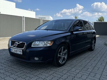 Авто Volvo V50 2011 № 8968755