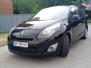 Авто Renault 4 2011 № 8968768