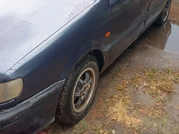 Авто Volkswagen Passat Sedan 1994 № 8968770