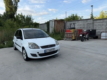 Авто Ford Fiesta 2007 № 8968830