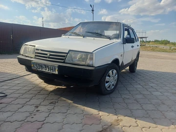 Авто ВАЗ 2109 1990 № 8968897