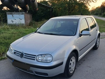 Авто Volkswagen Golf 2001 № 8969019