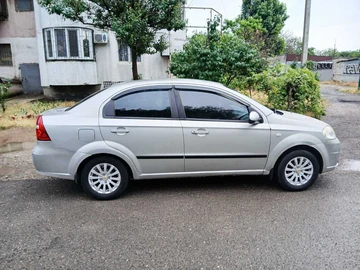 Авто Chevrolet Aveo 2008 № 8969131