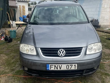 Авто Volkswagen Touran 2003 № 8969125