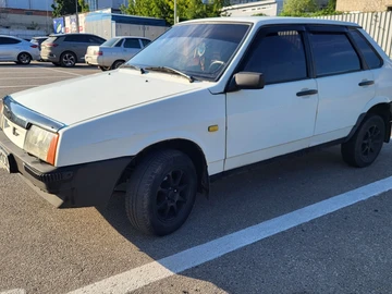 Авто ВАЗ 21099 1997 № 8969182