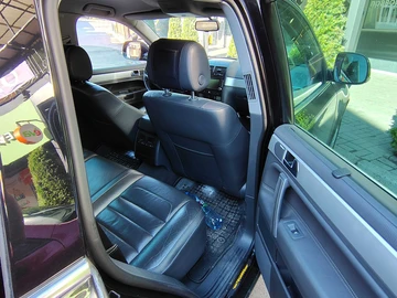 Авто Volkswagen Touareg 2007 № 8969207