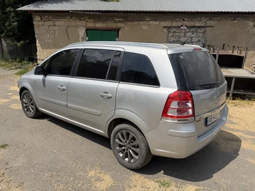 Авто Opel Zafira 2010 № 8969299
