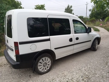 Авто Opel Combo 2005 № 8969410