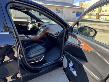 Авто Lincoln Blackwood 2020 № 8969802
