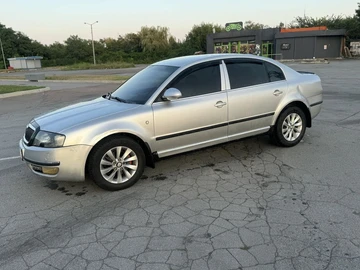 Авто Skoda Superb 2003 № 8969898