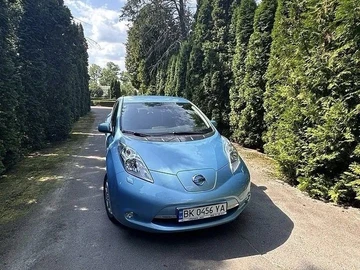 Авто Nissan Leaf 2015 № 8969973