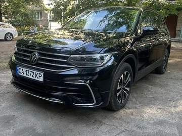 Авто Volkswagen Tiguan 2023 № 8970008
