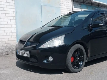 Авто Mitsubishi Grandis 2006 № 8970014