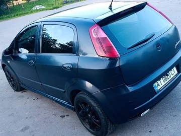 Авто Fiat Grande Punto 2011 № 8970114