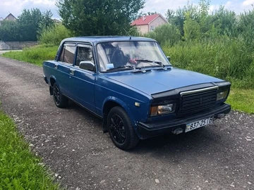 Авто ВАЗ 2107 1988 № 8970112