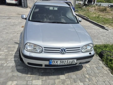 Авто Volkswagen Golf 2000 № 8970263