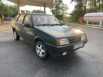 Авто ВАЗ 2109 1998 № 8970345