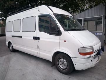 Авто Renault Master 2000 № 8970506