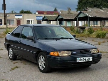 Авто Ford Escort 1995 № 8971059
