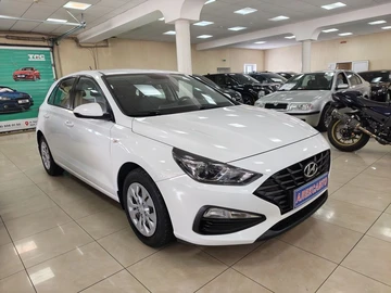 Авто Hyundai I30 2021 № 8971076
