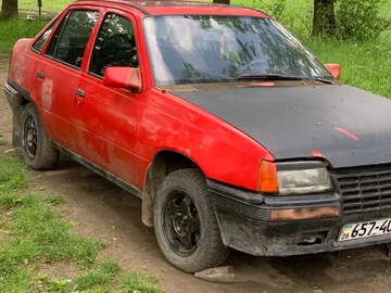Авто Opel Kadett 1987 № 8971114