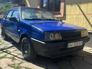 Авто ВАЗ 21099 1997 № 8971185