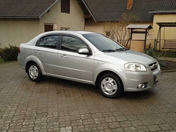Авто Chevrolet Aveo 2008 № 8971403