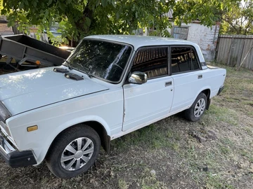 Авто ВАЗ 2107 2003 № 8971410