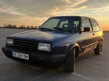 Авто Volkswagen Golf 1990 № 8971482