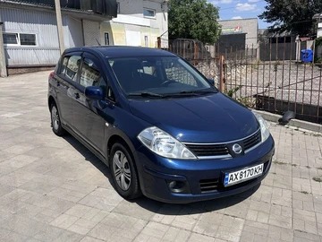 Авто Nissan Tiida 2010 № 8971752