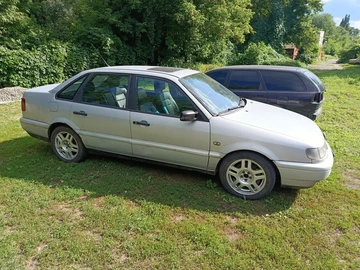 Авто Volkswagen Passat Sedan 1995 № 8971826
